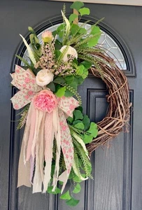 Custom Made 18” Grapevine Wreath - Picture 1 of 1