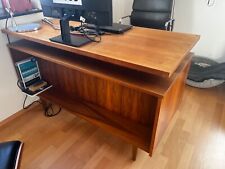 60er Schreibtisch kubisch, restauriert, mit Buchregal/ Minibar