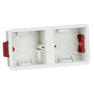 Scatola posteriore 10 x 35 mm doppia banda singola fodera a secco Knightsbridge SN8380D bianco PVC - Foto 1 di 1