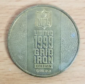 Monopoly NFL 1999 Grid Iron Edition Replacement Pieces Brass Metal Coin - Picture 1 of 3