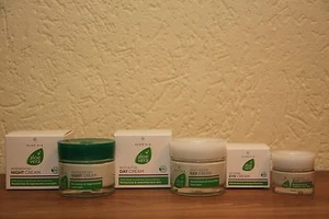 LR Aloe Vera Gesichtspflege-Set Tagescreme Nachtcreme Augencreme ALOE VIA - Bild 1 von 2