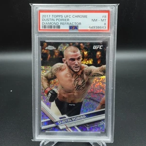 Tarjeta refractor diamante PSA 8 casi nueva-como nueva 2017 Topps UFC CROMO DUSTIN POIRIER #8 - Imagen 1 de 2