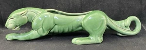 Jardinera pantera agachada de cerámica verde jade moderna de 16 pulgadas Midcentury usada en excelente estado - Imagen 1 de 9