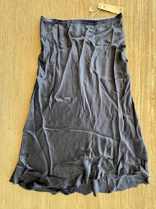 Go Silk Bias Silk Skirt Midnight Size S BNWT - Picture 1 of 7
