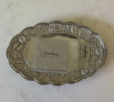 NUEVO Gorham 1831 Girasol Pequeña Bandeja de Metal Ovalada Plato Servir 9" x 6" Foto 1 de 4