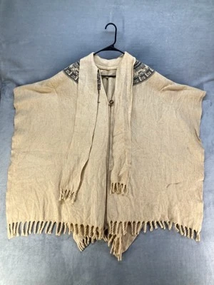 Acogedor poncho rústico boho chal vintage calendario maya de lana con flecos  Foto 1 de 4