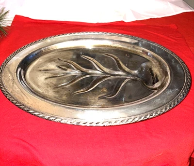 Vtg Wm A Rogers Silver Plated Meat Tray Oval Footed Laurel Pattern?  16" Platter - Image 1 of 4