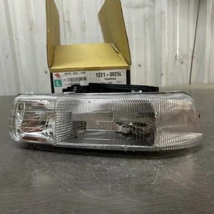 Headlamp Assembly For 2000 Chevrolet Silverado 1500 1221-0025L Brock - Picture 1 of 8