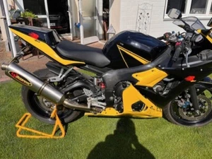 Yamaha R6 Bj. 2005 / Blau / Schwarz Gelb einzigartig - Bild 1 von 6