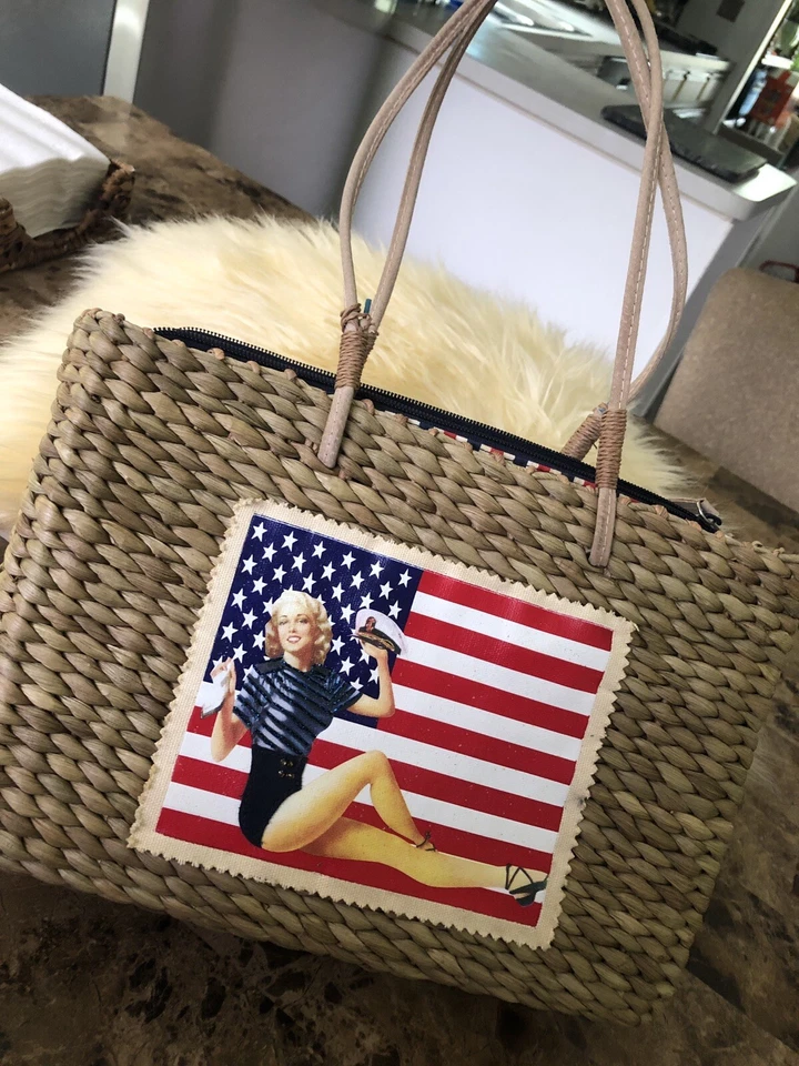 Bolso Xhilaration Rojo Blanco Azul Bandera EE. UU. Bolsillo Doble Asa De Colección M Foto 1 de 4