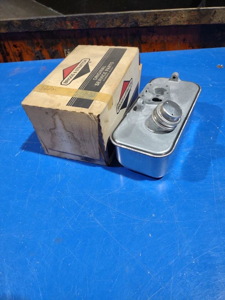 Genuine Briggs & Stratton Fuel Tank With Cap 494406