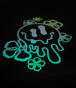 Glow In The Dark Vinyl Decals Medium Drippy Smiley Face Quotes Lit Studios New - Picture 1 of 20