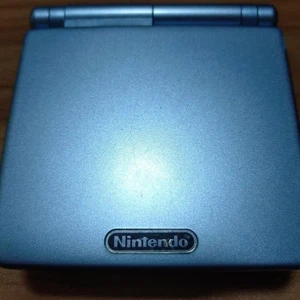 Game Boy Advance SP cuerpo azul claro bajo precio rebajado - Imagen 1 de 4