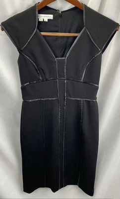 Vestido Maggy London Talla 8 Nuevo con Etiquetas Forrado Negro Imitación Cuero Ribete Manga Gorra Elastizado Foto 1 de 4