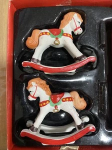 Vintage Holiday Rocking Horse Handcrafted Ceramic Candle Holder - 2 Pack - Foto 1 di 2
