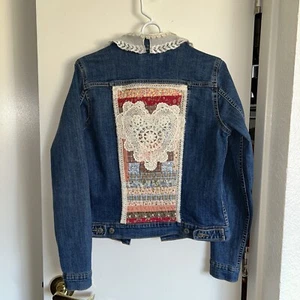 Upcycled Denim Blue Jean Jacket M/8 Quilt Insert Panel Crochet OOAK Custom Levis - Picture 1 of 22