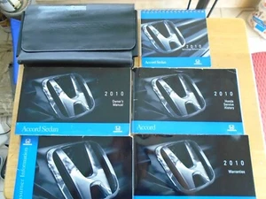 2010 Honda Accord Sedan Owners Manual Handbook Set With Case OEM B03B28020 - Bild 1 von 1