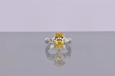 Anillo de plata esterlina amarillo circonita cúbica pera acentuada Avon 925 talla: 5 Foto 1 de 4