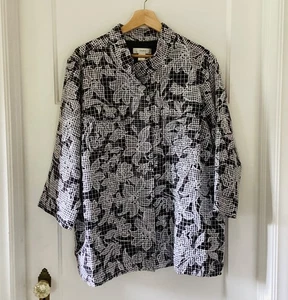 Chaqueta CJ Banks Chamarra Talla 2X Guinga Floral Mangas 3/4 Broches Blanco y Negro - Imagen 1 de 14