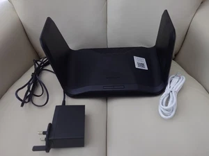 Netgear Nighthawk RAX70 AX6600 Tri-Band WiFi 6 Router - Afbeelding 1 van 8