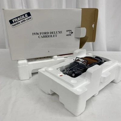 danbury mint 1:24 1936 ford delux cabriolet w/ box - Image 1 of 4