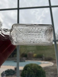 Botella de vidrio en relieve vintage My Wife's ensalada aderezo Chicago - Imagen 1 de 5