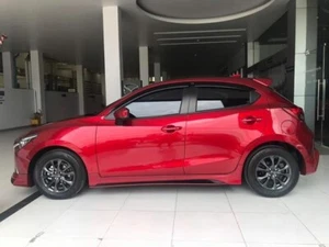 fits- mazda 2 demio 2014 - 2023 roof spoiler diffuser wing painted color - Bild 1 von 11