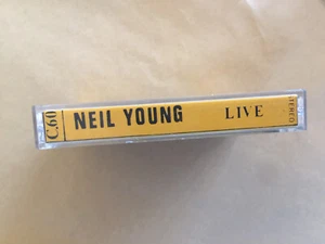 Neil Young - Live Verona 19920907 audio cassetta bootleg - Foto 1 di 2