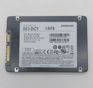 Samsung V-NAND SSD 3.84TB 6Gbps 2.5" 883 DCT SATA MZ7LH3T8HMLT - Imagen 1 de 3