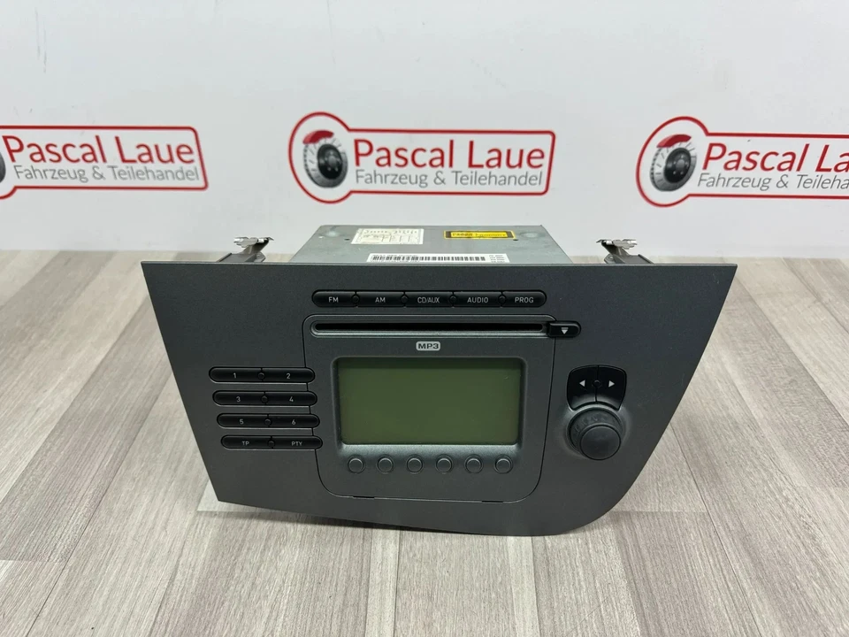 Seat Leon 1P Original Autoradio Radio 2 Din Blaupunkt CD MP3 1P1035186B N87 - Bild 1 von 4