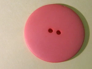 10 NEW 1 1/2 INCH ROSE PINK DULL/MATTE FINISH BUTTONS - Picture 1 of 1