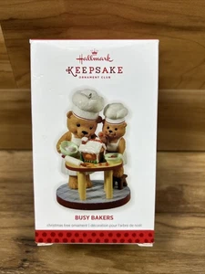 Adorno de Navidad vintage con sello exclusivo para miembros 2013 - osos Busy Bakers - Imagen 1 de 4