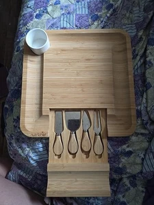 Bambus Käsebrett und Messer Set Holz Wurstwaren Brett Set für Fleisch Käse - Bild 1 von 7