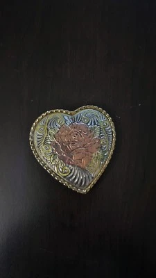 Hebilla de cinturón Heart Rose Foto 1 de 2