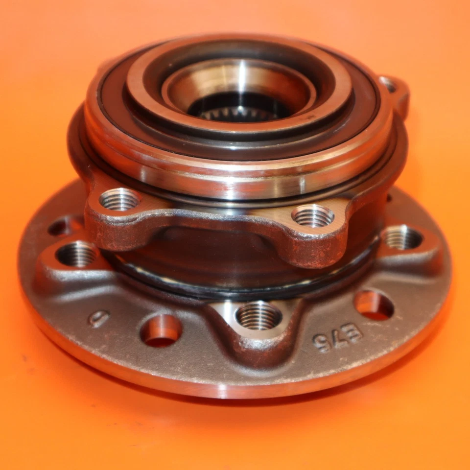 MERCEDES BENZ C300 WHEEL HUB FRONT 2015 2016 2017 2018 A205 334 0300 E300 GLC300 - Image 1 of 4