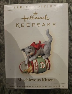 Hallmark Andenken Weihnachtsschmuck schelmische Kätzchen #8 Neu 2006 - Bild 1 von 2