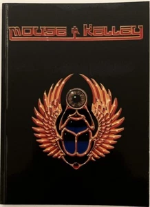 Mouse & Kelley BOOK Hand Signed by Artists in Gold Ink Uncirculated Condition! - Imagen 1 de 3