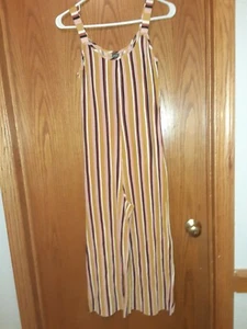 WILD FABLE WOMENS MAROON GOLDEN BLACK JUMPSUIT XS NEW - Picture 1 of 5