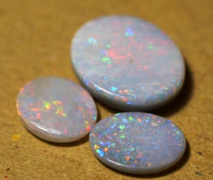 Australia Mintabie Solid Opal Parcel Green Blue 10.05 ct - Picture 1 of 10