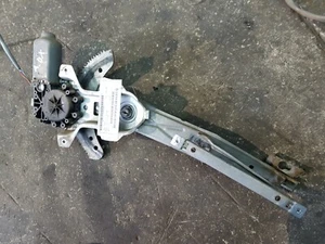 MOTORINO MECCANISMO ALZACRISTALLO ANTERIORE DX HONDA CIVIC (94-02) BER 5P/B - Picture 1 of 2