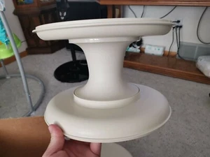Tupperware 3 Piece Almond Beige Pedestal Serving Set 1531-5 1533-6 1532-6 - Picture 1 of 5