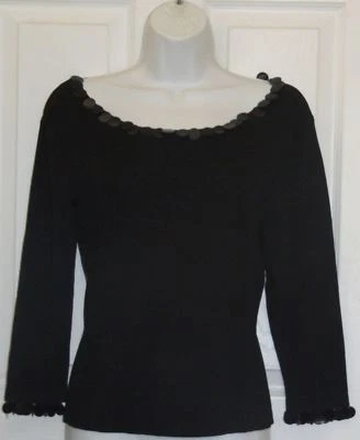 Suéter One Dream One Wish Negro con Discos Negros Decorativos M Foto 1 de 4