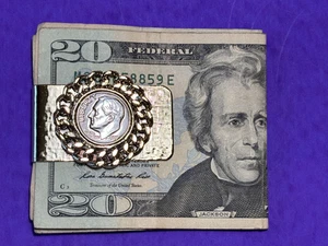 Gold Colored Money Clip With 1977 Roosevelt Dime - NEW - FREE SHIPPING - Picture 1 of 4