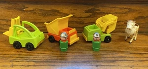 Vintage Fisher Price Little People Lift and Load Depot 1977 Zubehör 6 Stück - Bild 1 von 5