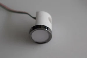 Botón de encendido/luz de espera y cable TCL 65DP648 - Imagen 1 de 4