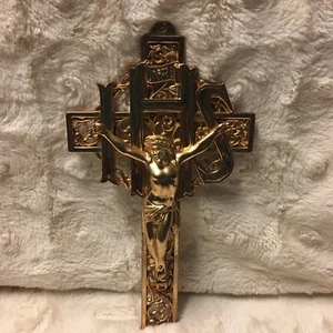 Vtg Brass Metal Ornately Detailed Religious Crucifix Jesus on Cross Wall Hanging - Picture 1 of 11