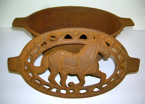 Vintage Cast Iron Steamer Stove Top Humidifier Wild Horse Design    Foot Warmer - Picture 1 of 13