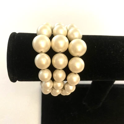 Vtg Faux Pearl 3-Strand Stretch Wrap Bracelet Memory Wire Ivory Fits Small Wrist - Image 1 of 4