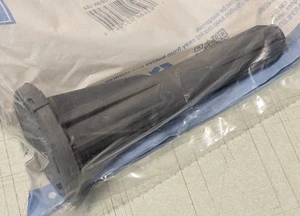 Genuine GM Spark Plug Boot 12711622 NEW OEM - Picture 1 of 3