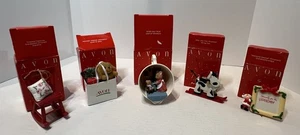 Lote de 5 Adornos Navideños Vintage Avon con Cajas Retro Vacaciones - Imagen 1 de 16